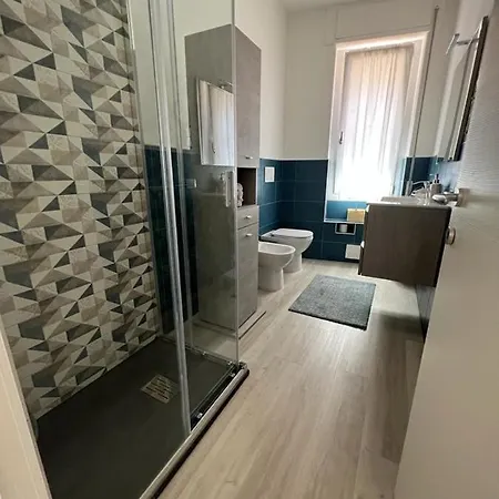 Vista E Comfort A アパート サンレモ